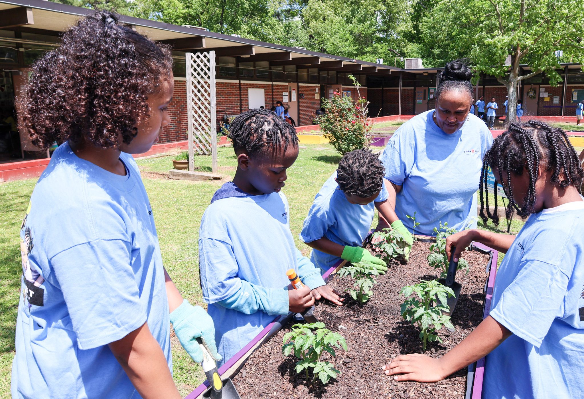 Students working in the new gardens at Glen Oak Intermediate School